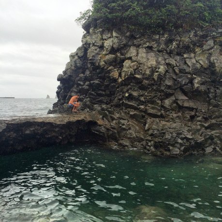 David doing a cannon ball into the lagoon near Oedolgae Rock.